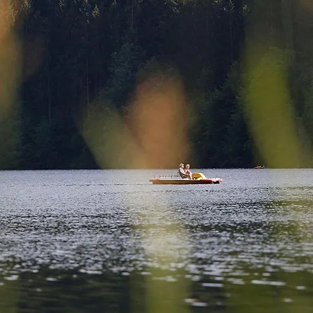 度假居 Landhaus-wald-und-see-1