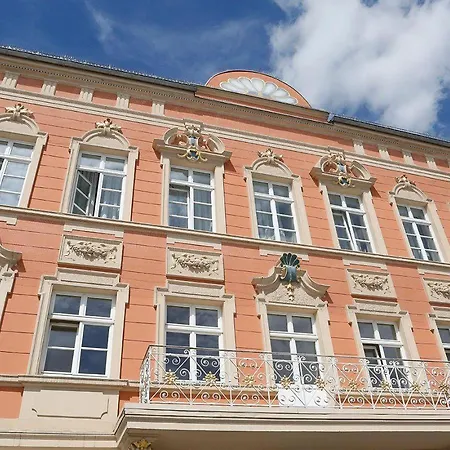 Landhaus-wald-und-see-1